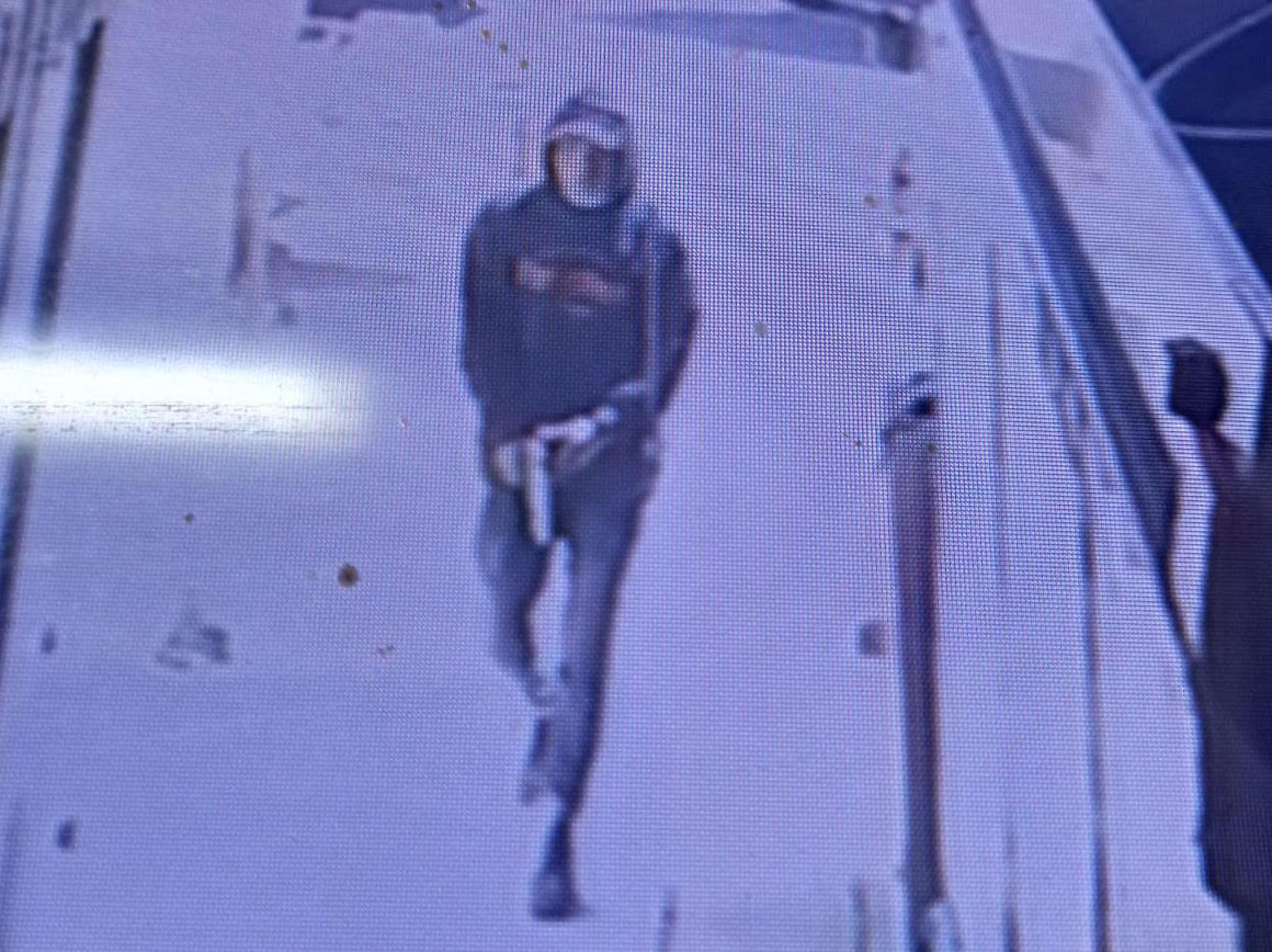 Trío de ladrones ingresó a robar en dependencias de Bomberos de Alto Hospicio