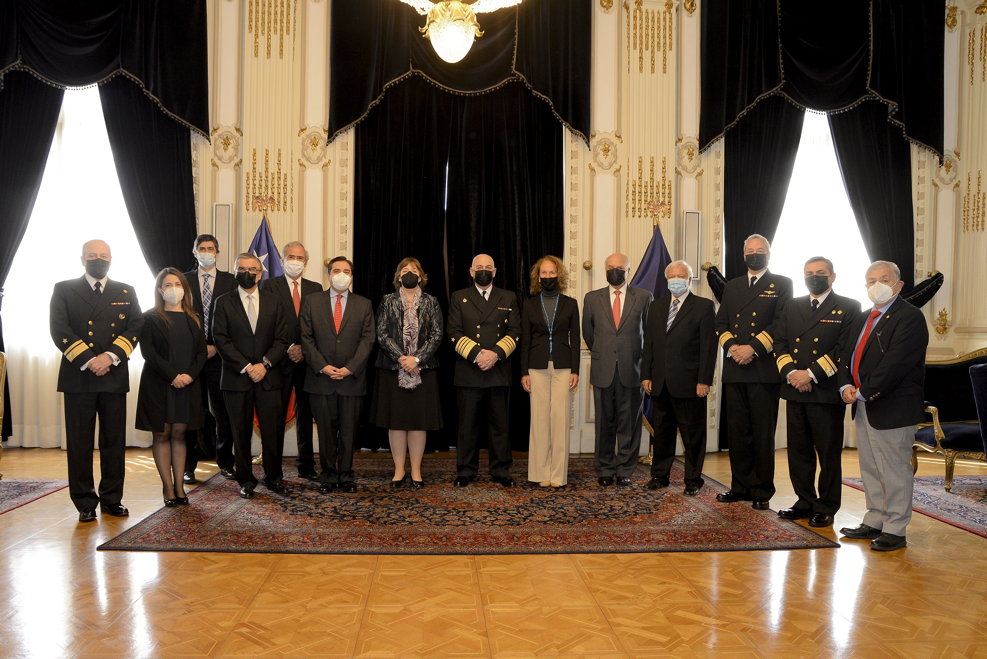 Armada y empresas portuarias estatales establecen primera agenda nacional conjunta