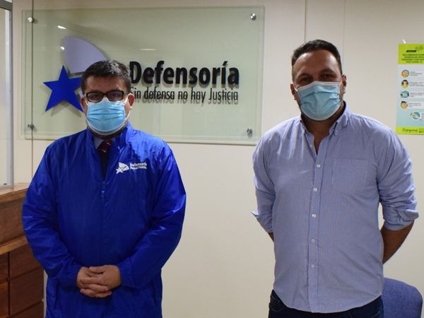 Defensor Regional de Tarapacá se reunió con dirigente de venezolanos residentes en la zona