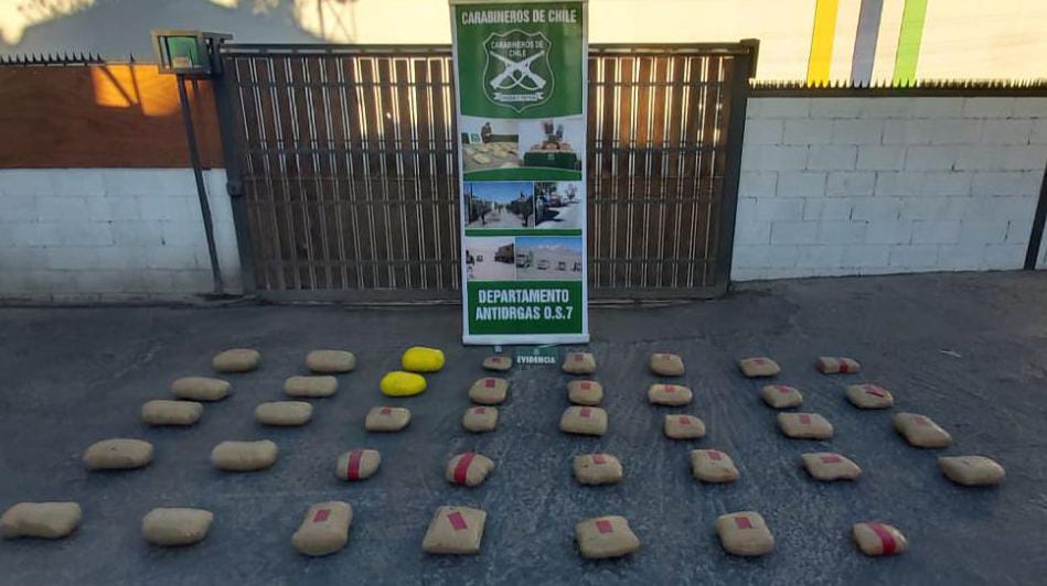 Carabineros revisó extintor y encontró más de 41 kilos de drogas en San Pedro de Atacama