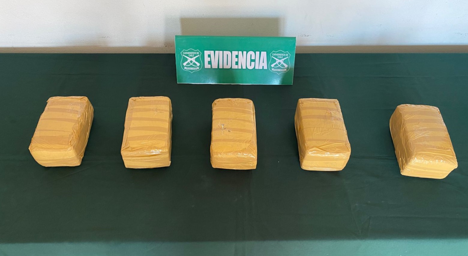 Carabineros: Un procedimiento por drogas y porte de arma en Ruta 15 Ch y Alto Hospicio