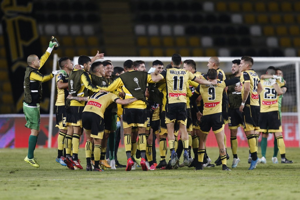 Primera B: Coquimbo sigue líder; Cobreloa con Barnechea son colistas