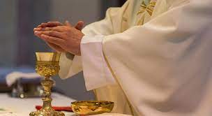 SEGPRES detalla nuevos aforos para cultos religiosos en fase 4