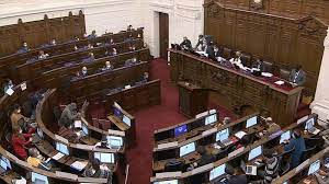Encuesta Cadem: Confianza en la Convención Constitucional cae al 43%, el nivel más bajo desde su funcionamiento