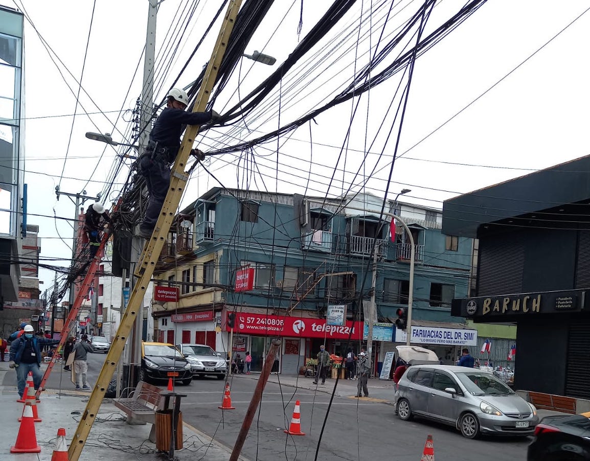 Ministerio de Transportes y Telecomunicaciones informa calendario de retiro de cables para las próximas semanas en centro de Iquique