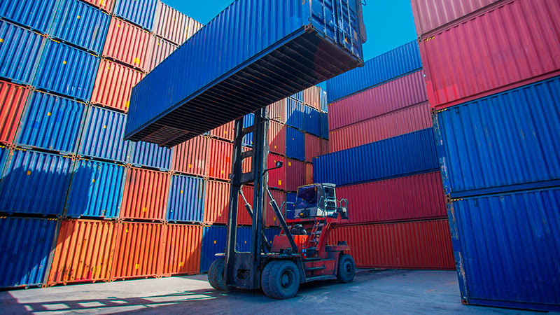 Comercio exterior de Chile alcanza los US$ 117.972 millones e importaciones nacionales crecen 50% en 2021