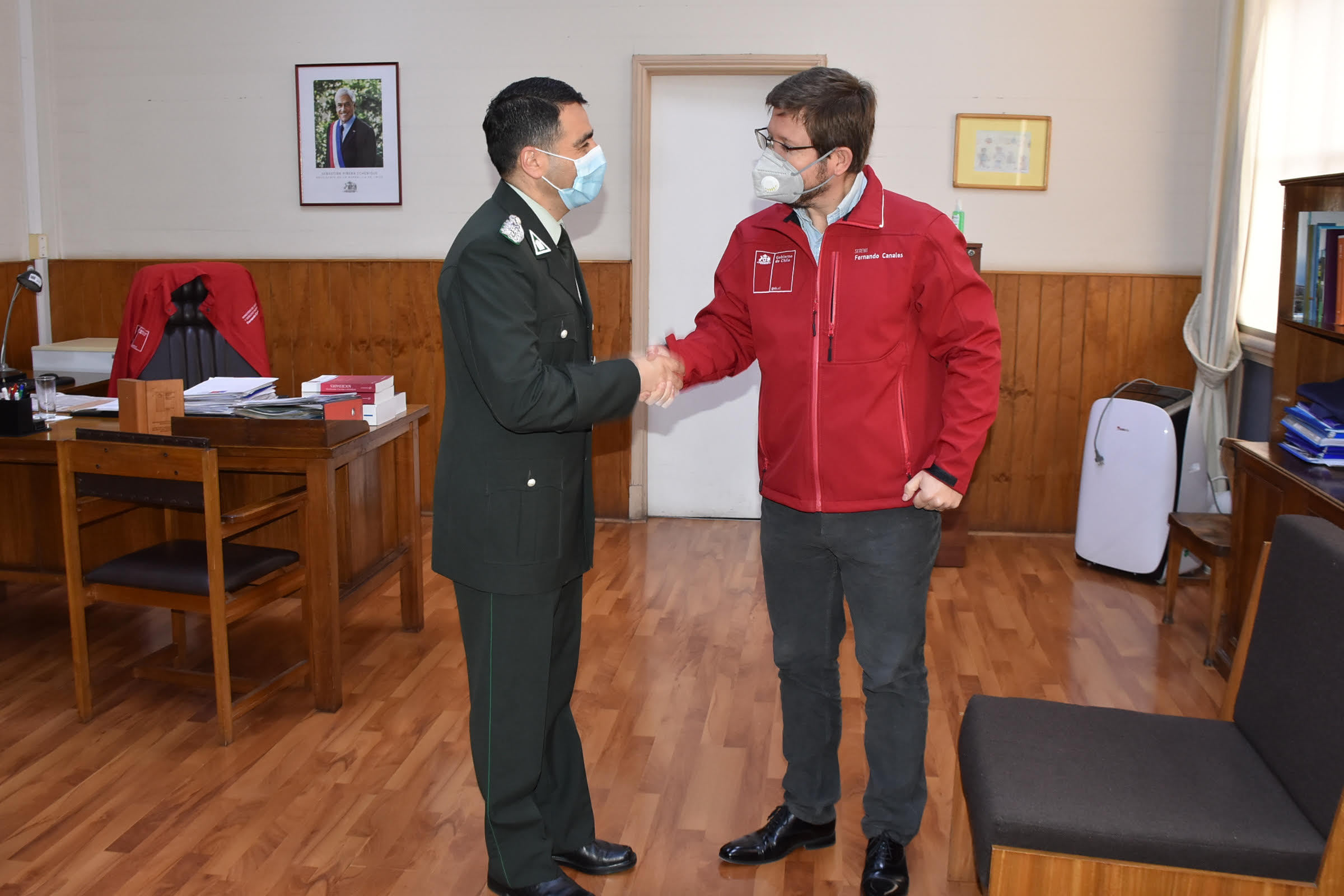 Nuevo director regional de Gendarmería presentó saludos a Seremi de Justicia de Tarapacá