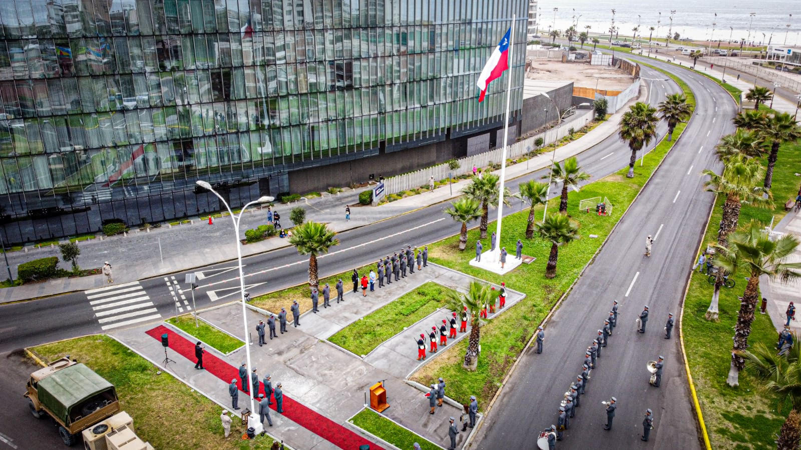 VI División del Ejército desarrolló ceremonia de izamiento del Pabellón Nacional en Cavancha