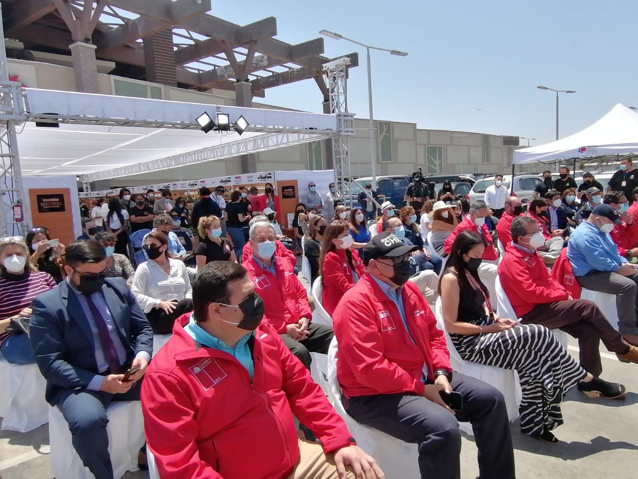 20 pymes exponen lo mejor de sus emprendimientos en el Mall Plaza Arica