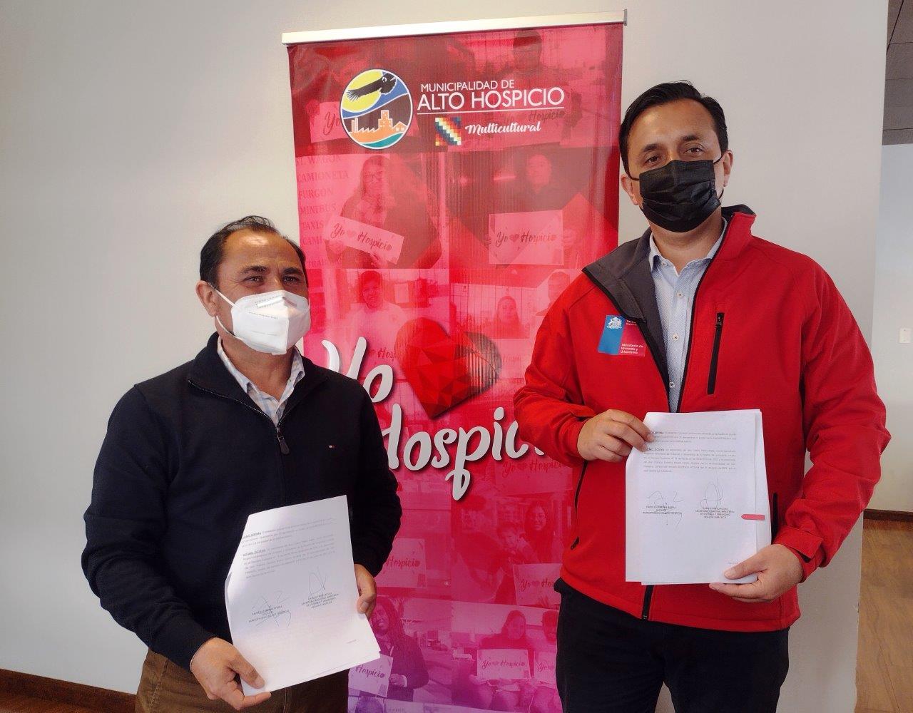 Minvu y Municipalidad de Alto Hospicio firman de convenio para actualización de Plan Regulador Comunal