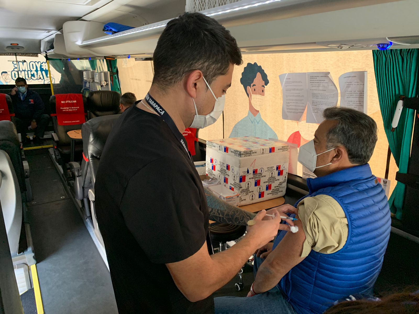 Inician vacunación de refuerzo para personas con esquemas completos distintos a Sinovac