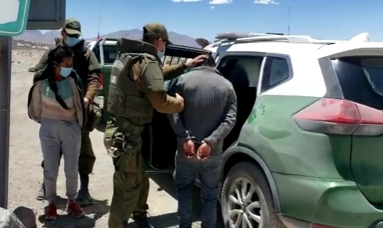 Servicios de Carabineros permiten detención de 7 personas por tráfico de drogas en las últimas horas