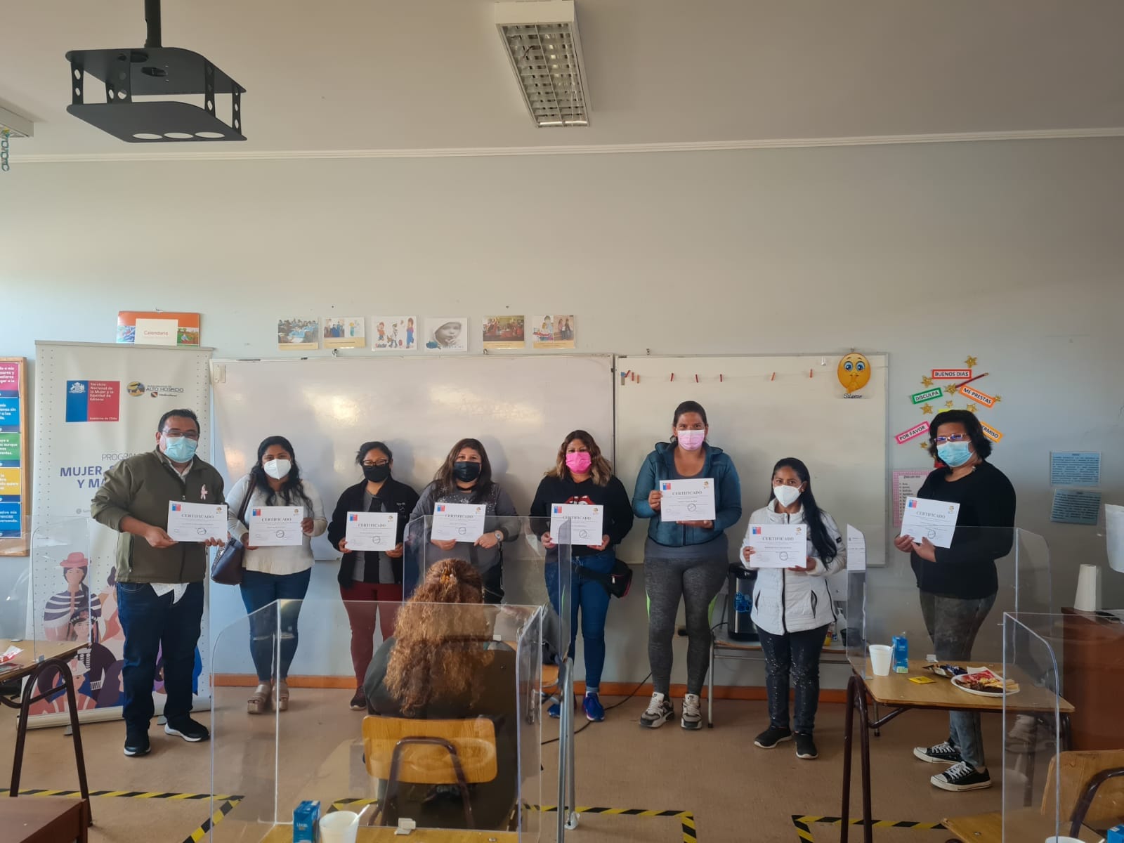 Diecinueve iquiqueñas y hospicianas concluyeron taller de sexualidad, corresponsabilidad y prevención de salud 