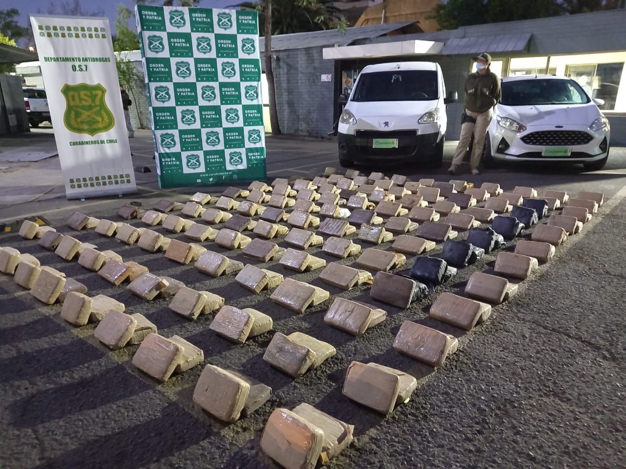 Carabineros del OS-7: Combate decidido al tráfico de drogas