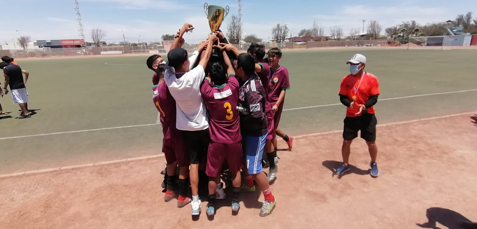 Mundo infantil se lució en la final del campeonato de fútbol de Pozo Almonte