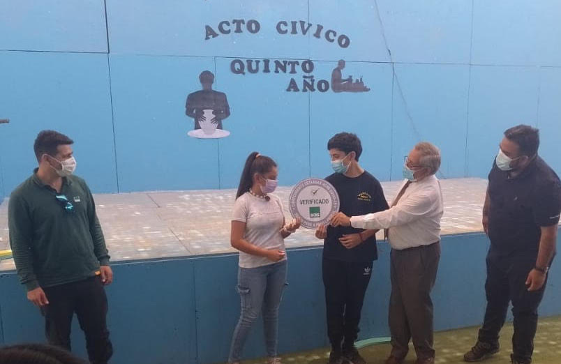 Escuela Básica Fuerte Baquedano recibió selló Covid-19