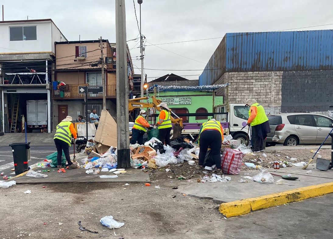 Concejo Municipal de Iquique aprueba contratación de 100 trabajadores para reforzar labores de aseo y ornato