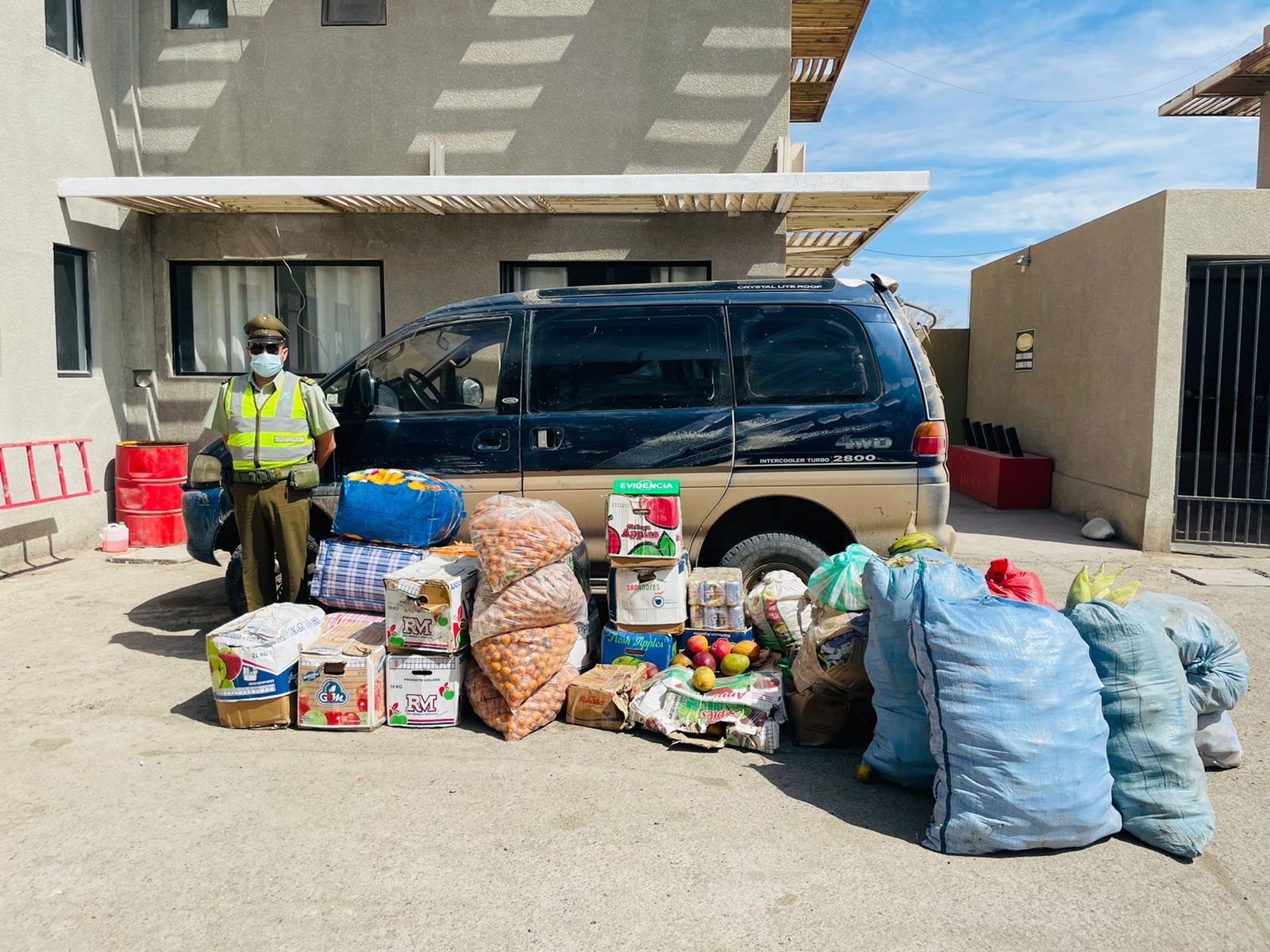 En ruta Huara-Colchane detenidos por contrabando