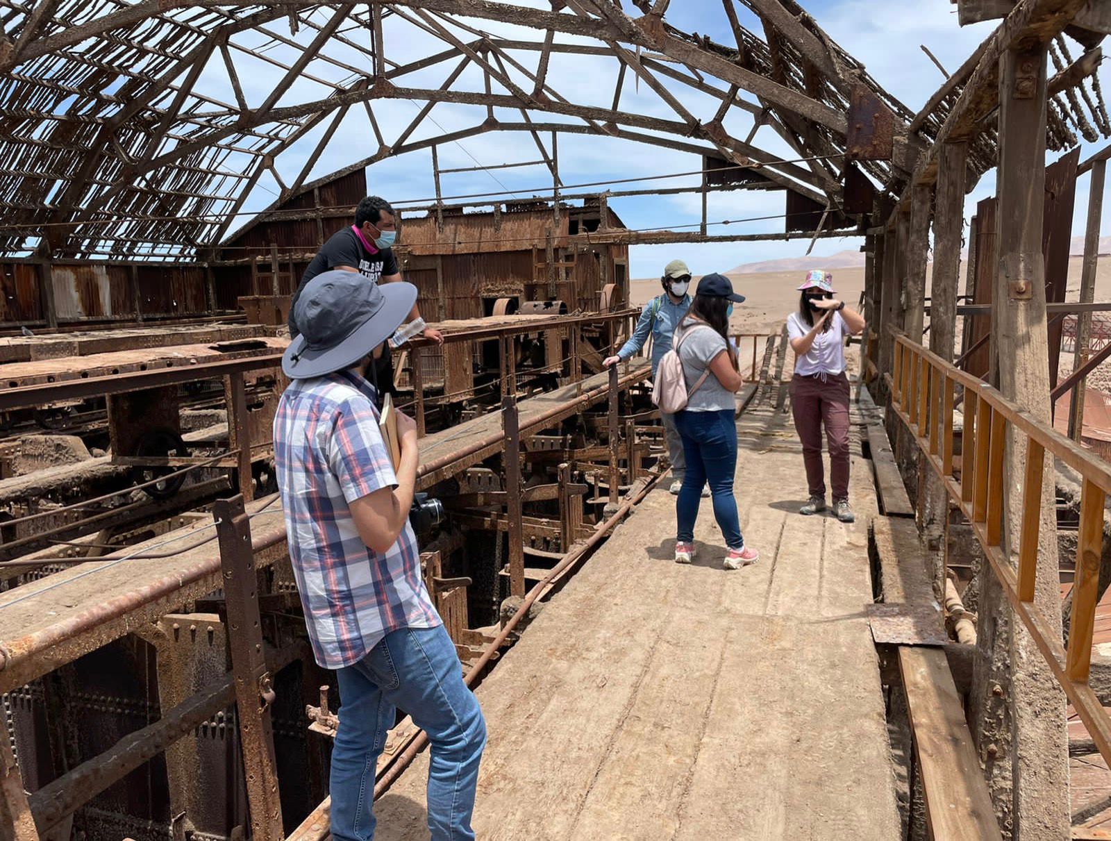 Especialistas en patrimonio inspeccionaron obras y proyectos en salitreras Humberstone y Santa Laura