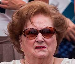A los 99 años falleció Lucía Hiriart de Pinochet