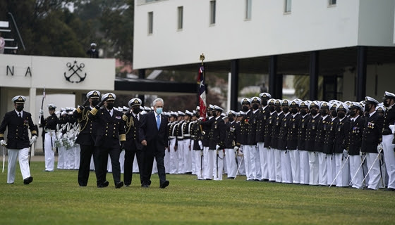 Presidente Piñera encabeza ceremonia de Investidura de Guardiamarinas de la Escuela Naval “Arturo Prat”