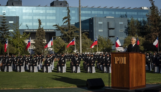 Presidente Piñera encabezó ceremonia de graduación de detectives de la PDI