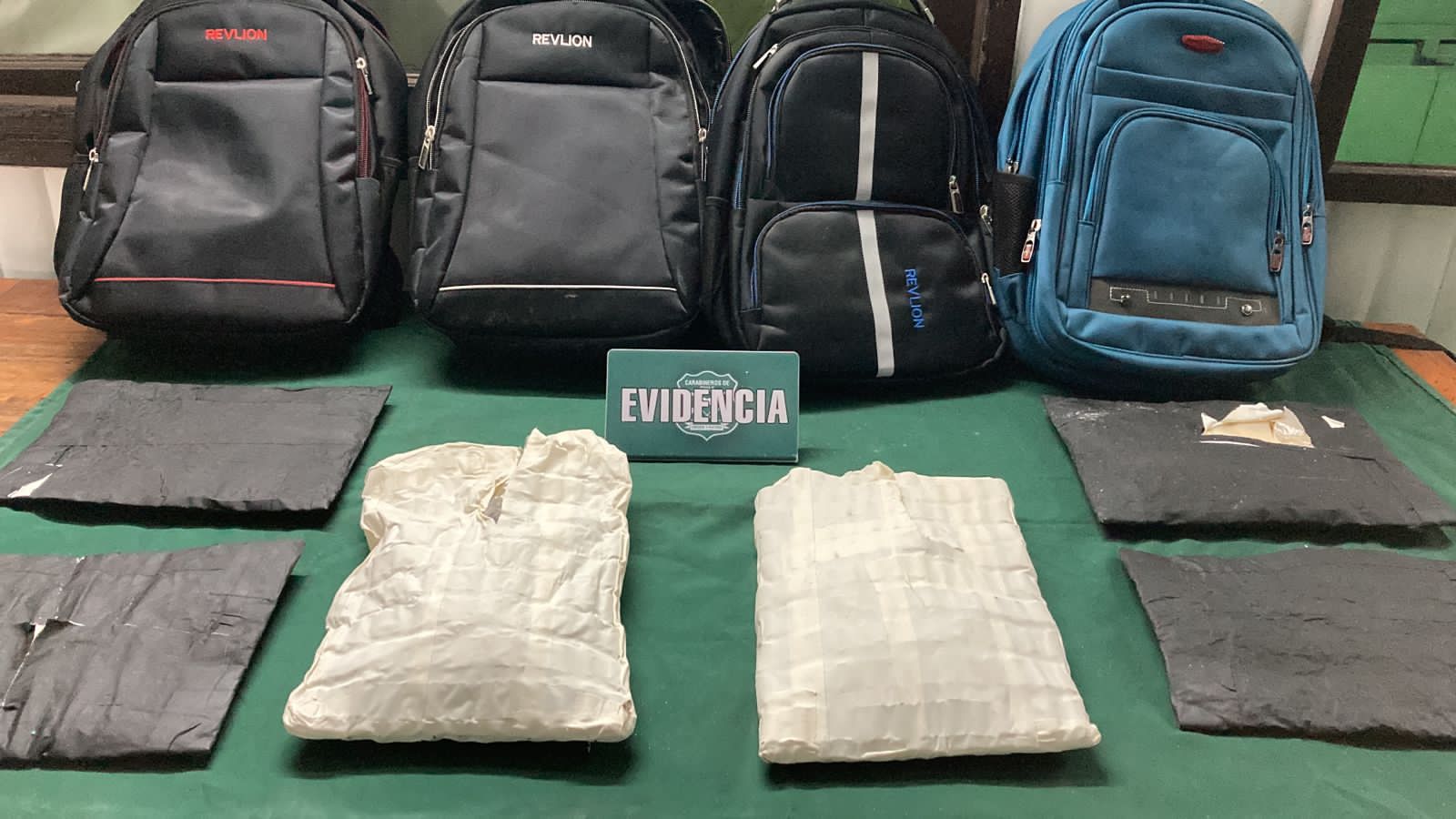 Detenidos por tráfico de drogas en ruta costera A-1