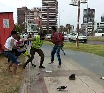 Migrantes venezolanos atacaron a carabineros en Cavancha para defender a un vendedor de droga; respaldo total de la comunidad iquiqueña para el accionar de Carabineros