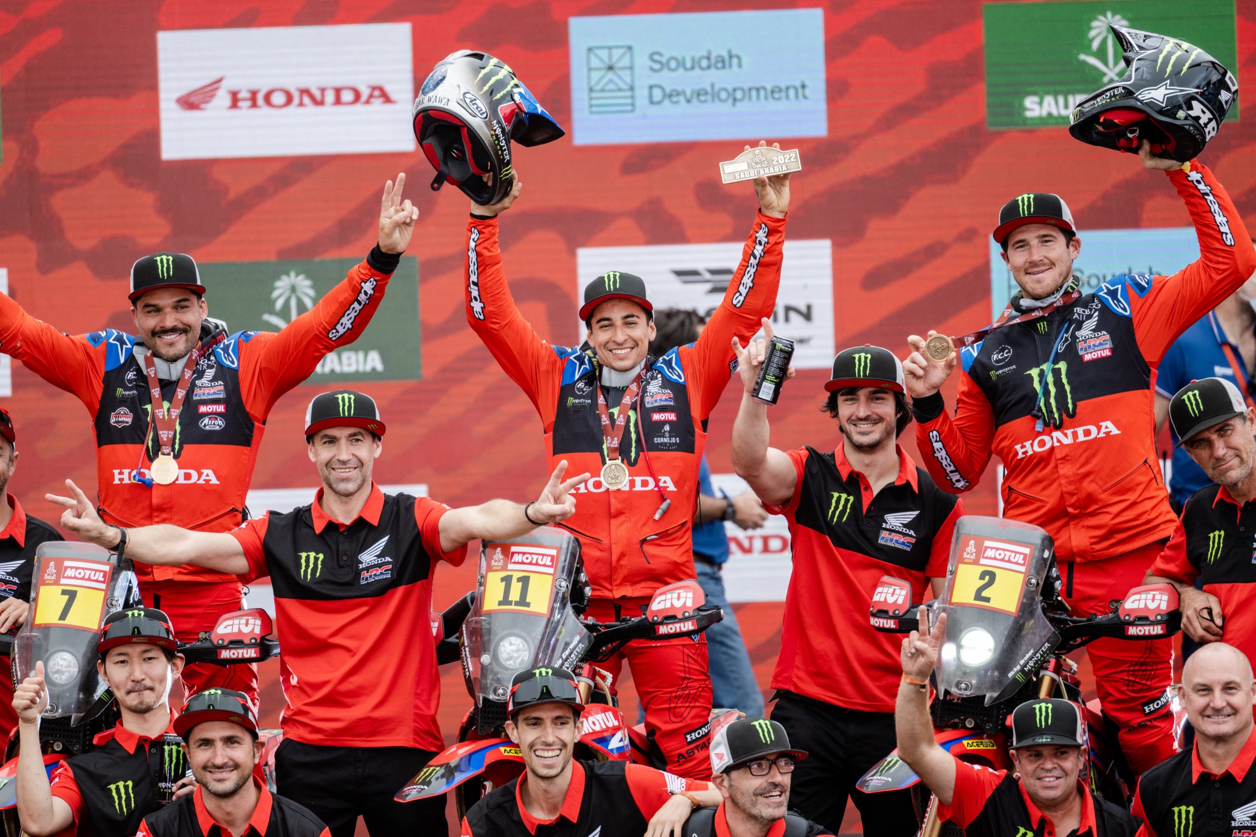 Nacho Cornejo termina en la sexta posición en el Dakar 2022