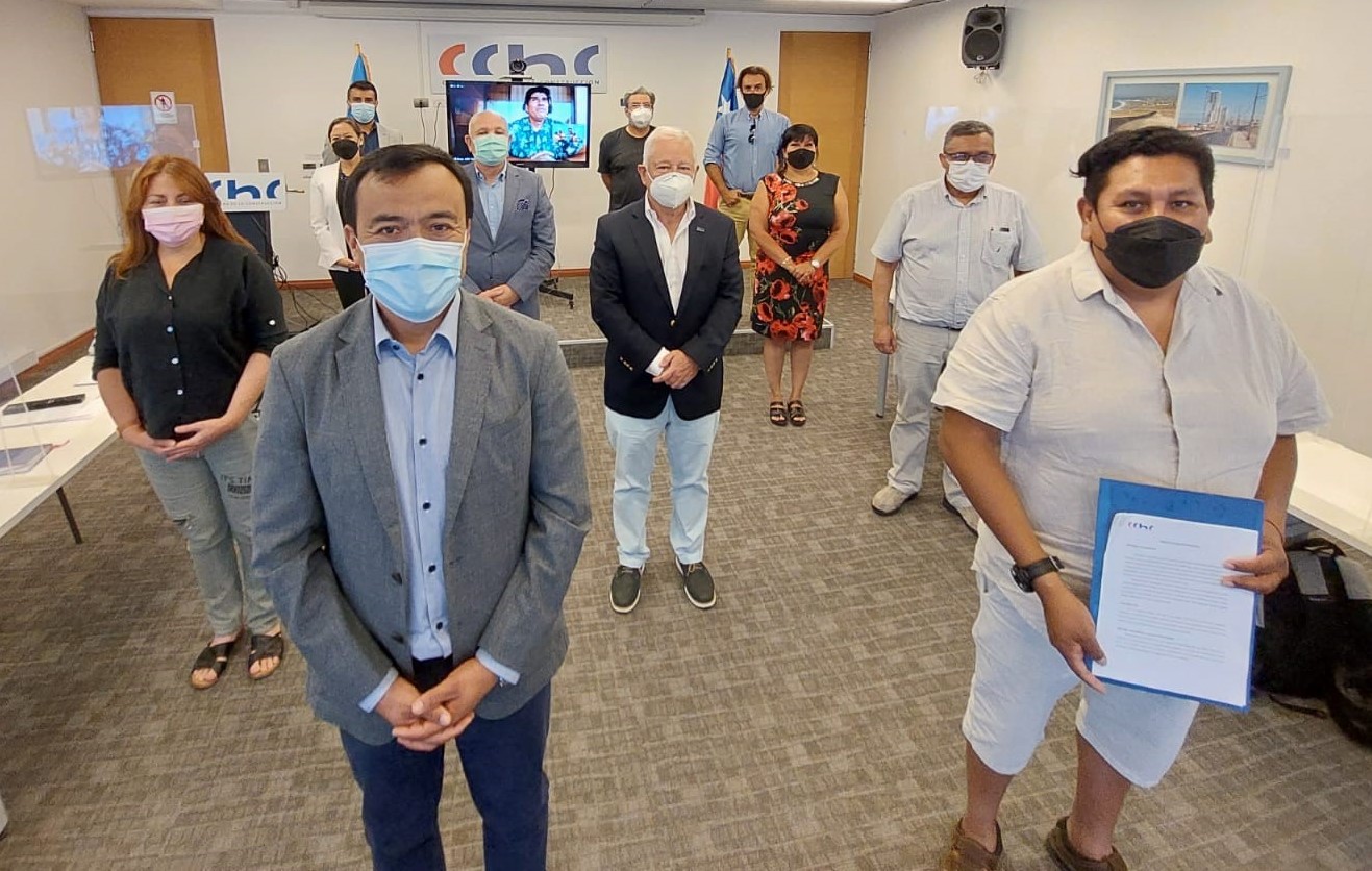 CChC Iquique y gremios regionales presentan propuesta en materia de descentralización a Convencionales Constituyentes de Tarapacá