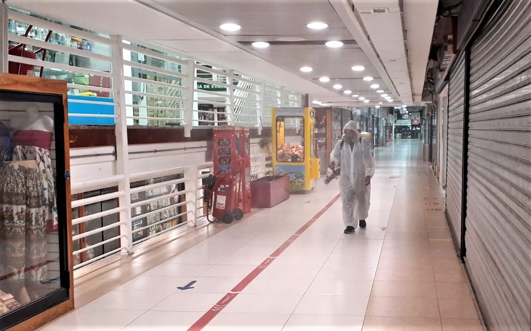 Continúa programa de sanitización en el Mall ZOFRI