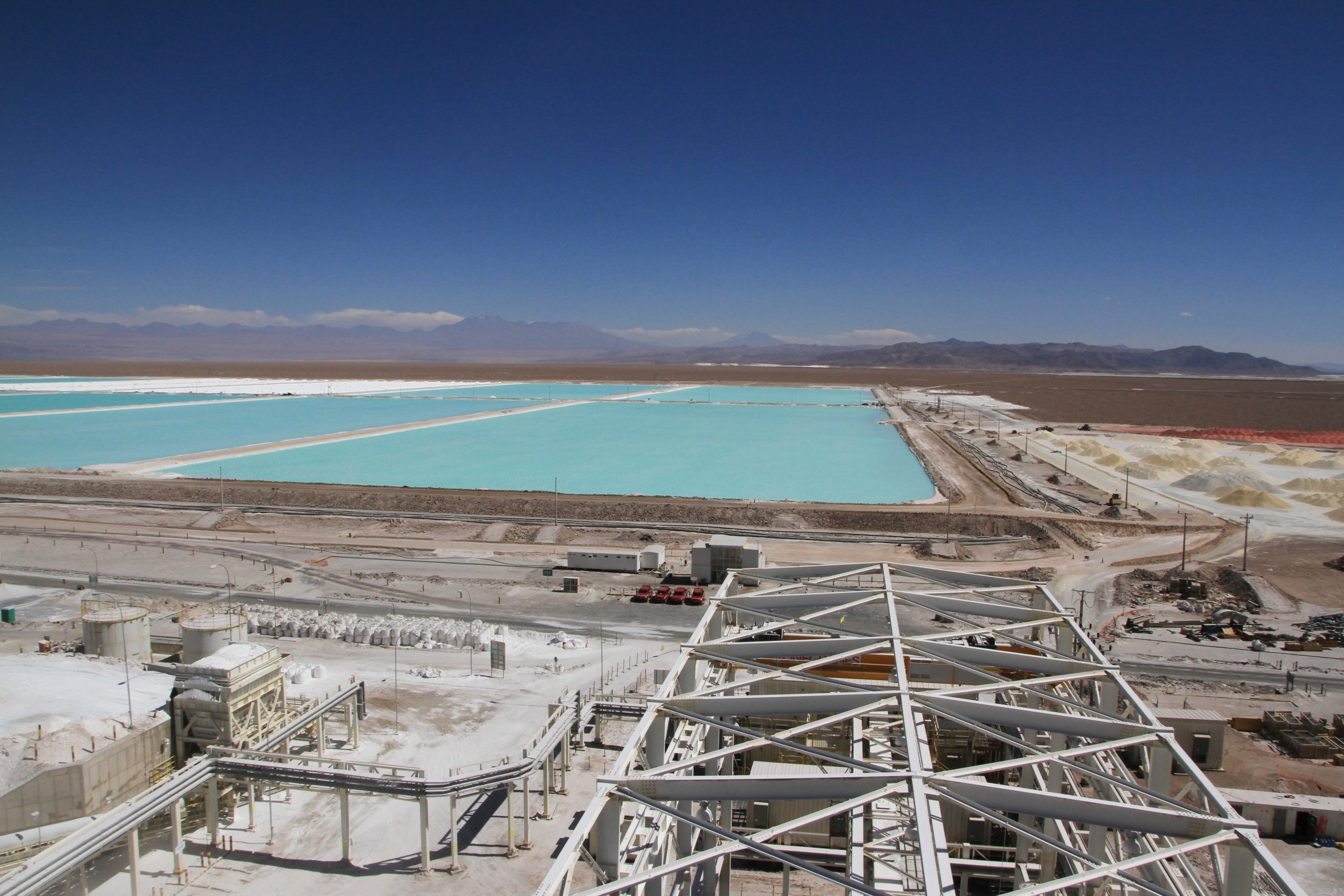 SQM es reconocida junto a empresas líderes globales en Anuario 2022 de S&P Sustainability￼