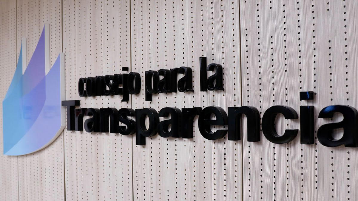CPLT ordena a Tesorería entregar información sobre deudas y condonaciones a clubes de fútbol profesional