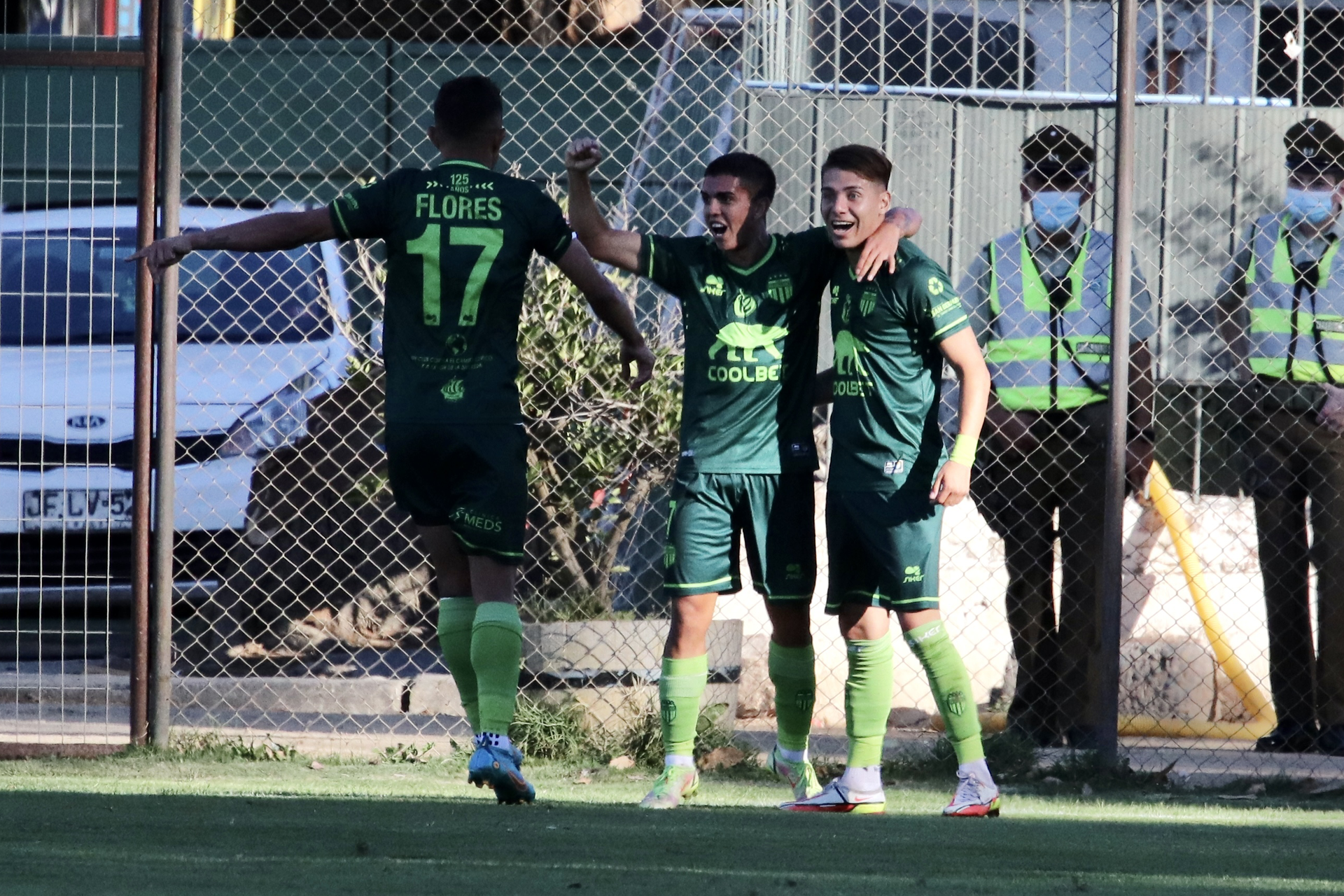 Club Magallanes apuesta por convertir sus goles del campeonato ascenso en árboles nativos para el medio ambiente￼