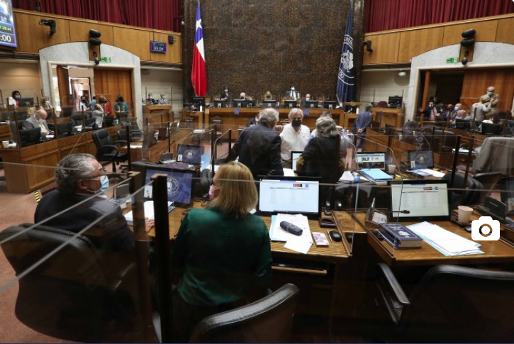 Amplían causales de renuncia al cargo de convencional, sin embargo reemplazo de independientes no reunió quórum