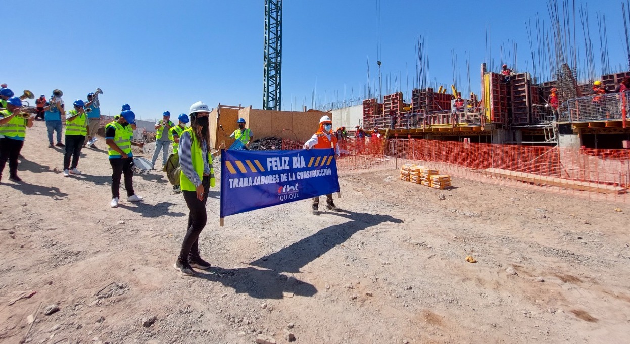 En Iquique: Con intervención musical y jornada reflexiva conmemoran el Día del Trabajador de la Construcción