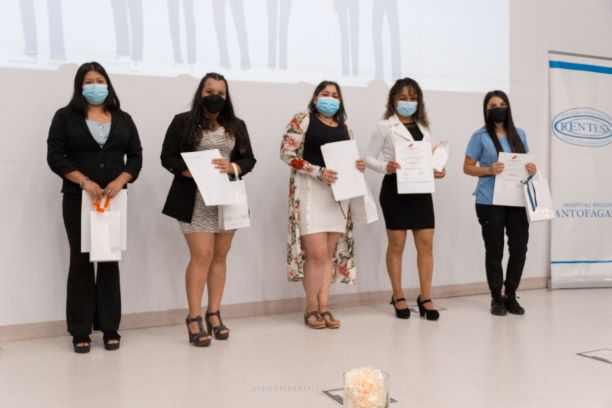 Funcionarios recibieron título de técnico de nivel superior en Enfermería