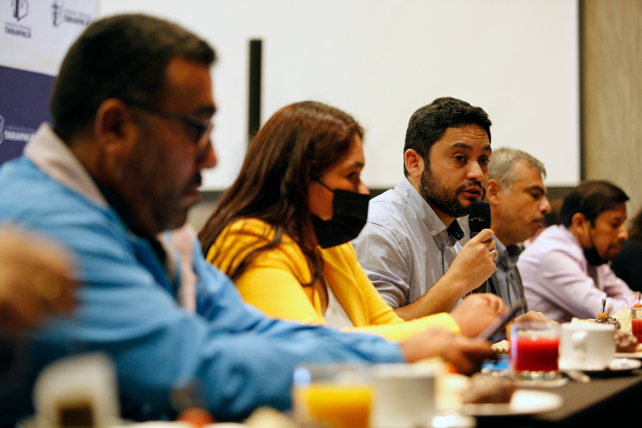 Gobernador Carvajal y alcaldes de Tarapacá apoyaron prórroga del estado de excepción en el Norte Grande