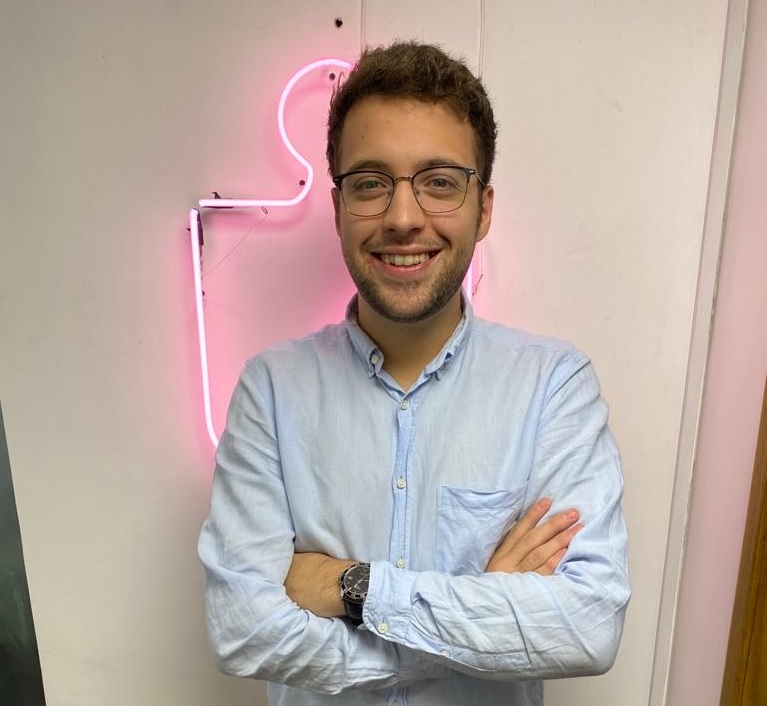 No hay que ser humano para triunfar en Twitch, por Óscar Marcos￼￼