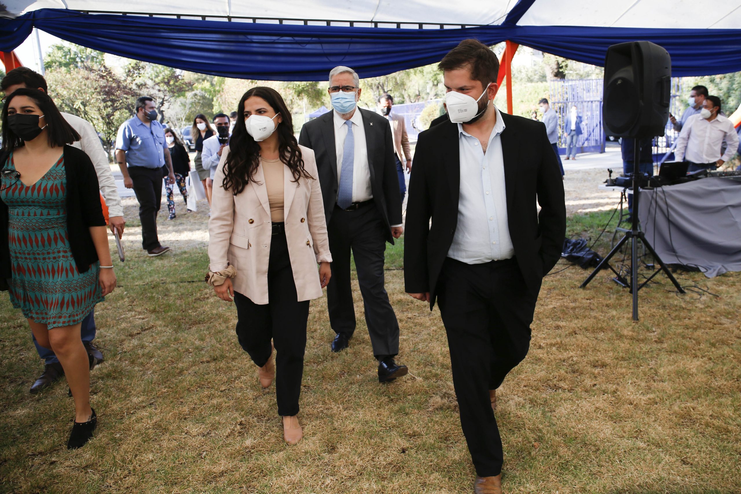 Presidente electo Gabriel Boric asistió a encuentro sobre políticas de género en la Usach