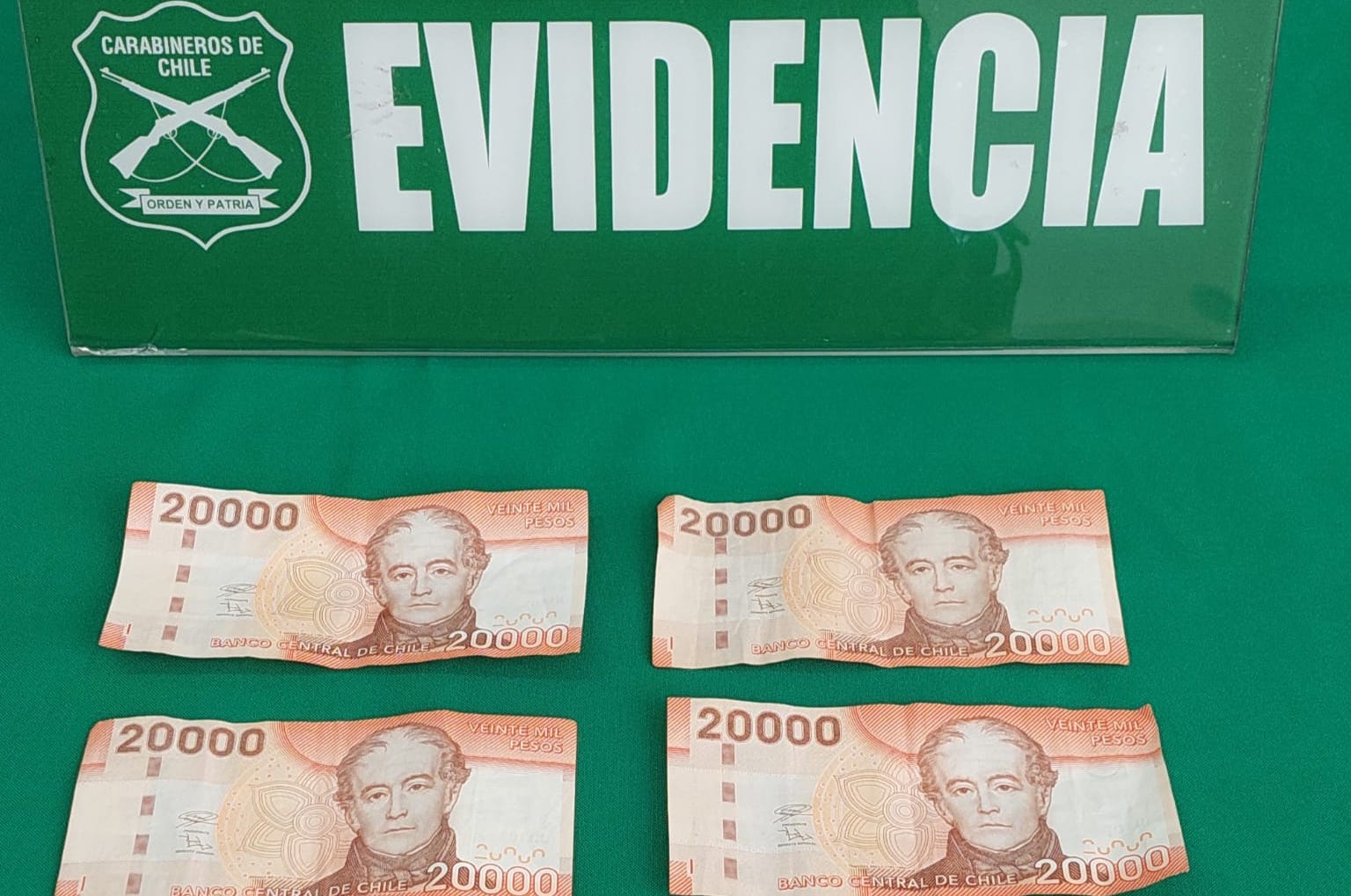 Carabineros detuvo a boliviano por cohecho en sector de la Autoconstrucción