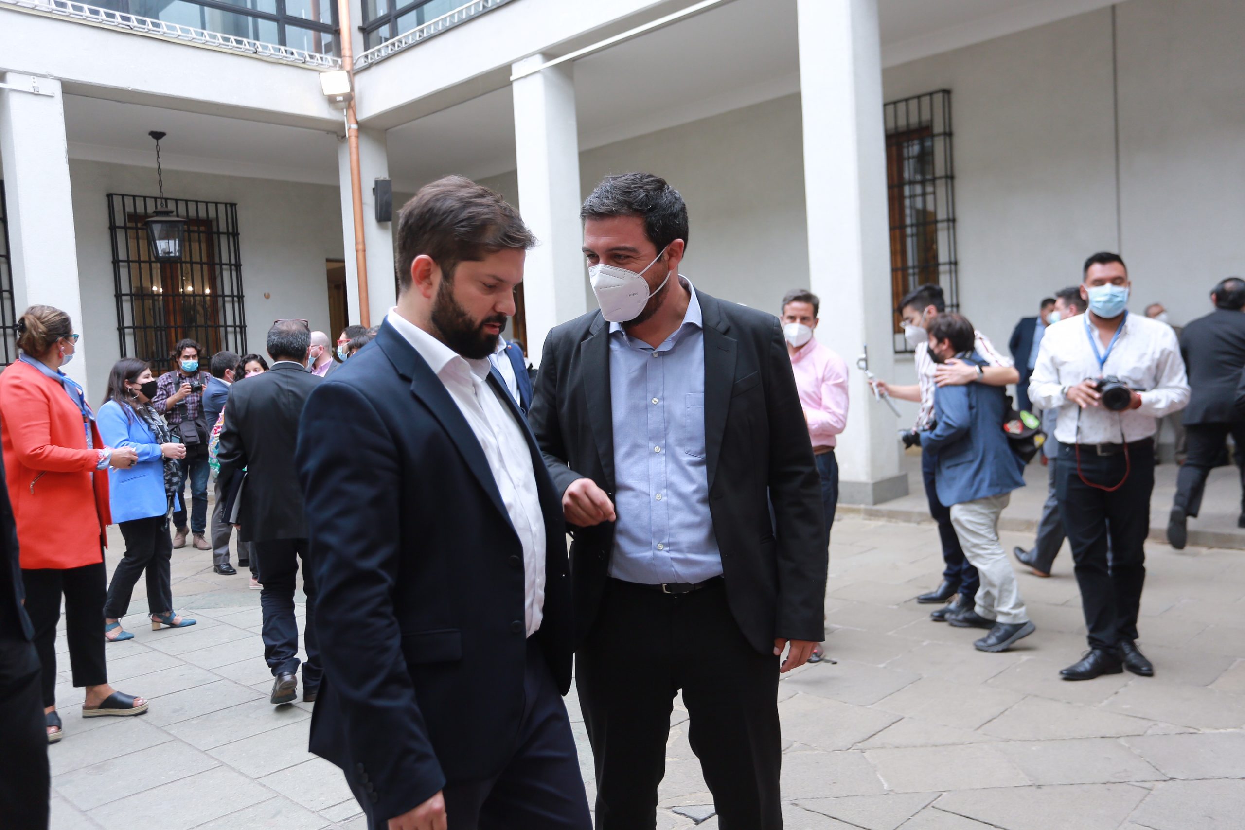 Delegado presidencial Daniel Quinteros tras reunión de trabajo en La Moneda: “Empezamos a dibujar la estrategia de trabajo conjunto para afrontar este desafío de grandes transformaciones para Chile”