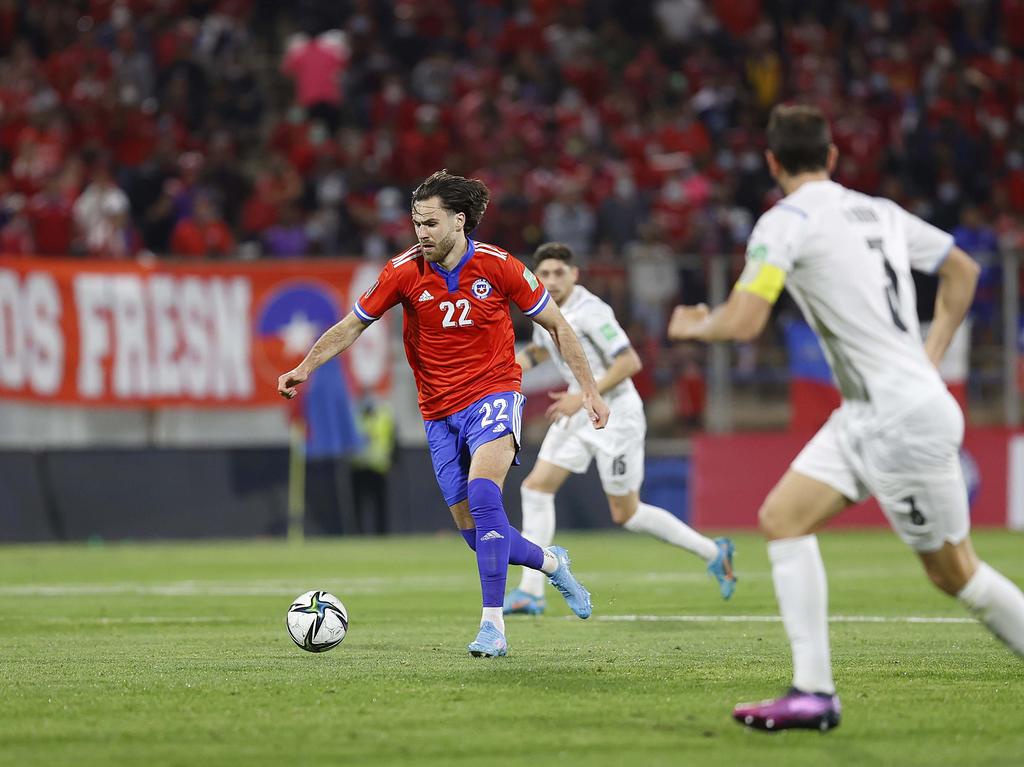 Chile cae ante Uruguay en el cierre de las Eliminatorias al Mundial de Qatar