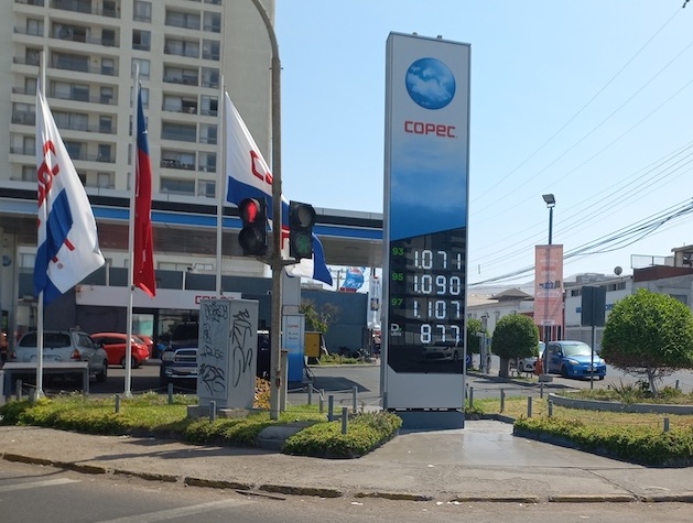 Ministerio de Hacienda anuncia cambios al Mepco para evitar alzas de hasta $50 en precios de bencinas y petróleo esta semana