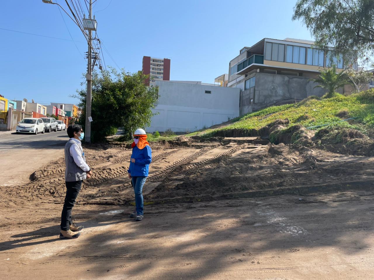 SERVIU y Aguas del Altiplano recorrieron sector donde se registró rotura de matriz