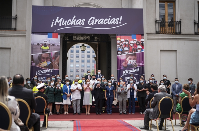 Presidente encabeza reconocimiento a héroes de la pandemia y realiza balance de medidas que permitieron enfrentar el Covid-19