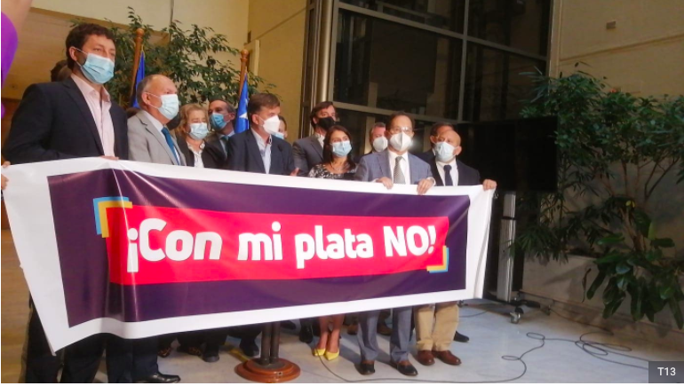 “Con mi plata No”: Diputados de derecha presentan proyecto para que fondos AFP sean inexpropiables