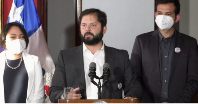 Boric tras intento de agresión con piedra: Si alguien cree que me puede amedrentar, está equivocado