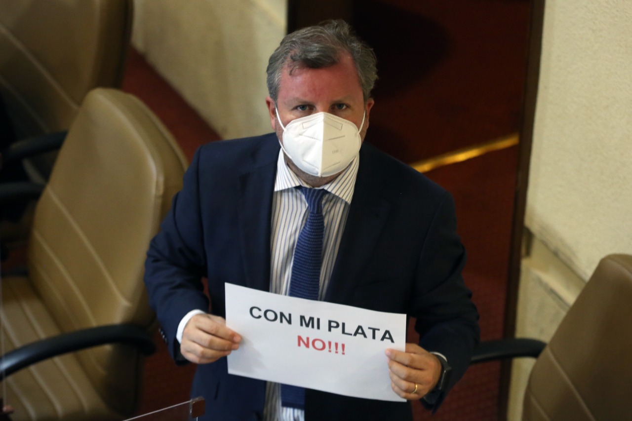 Diputados de Chile Vamos presentan proyecto de Reforma Constitucional para que fondos de AFP sean inexpropiables: “Con mi plata No”￼