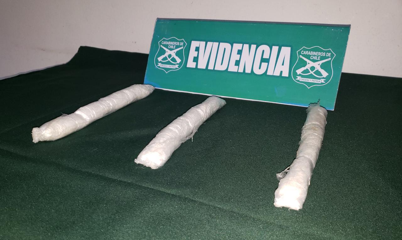 OS7 detuvo a pasajera de bus Iquique-Santiago por transportar ketamina